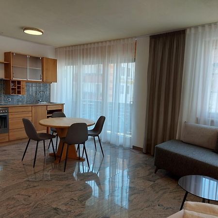 Hotel Engel Sluderno Luaran gambar