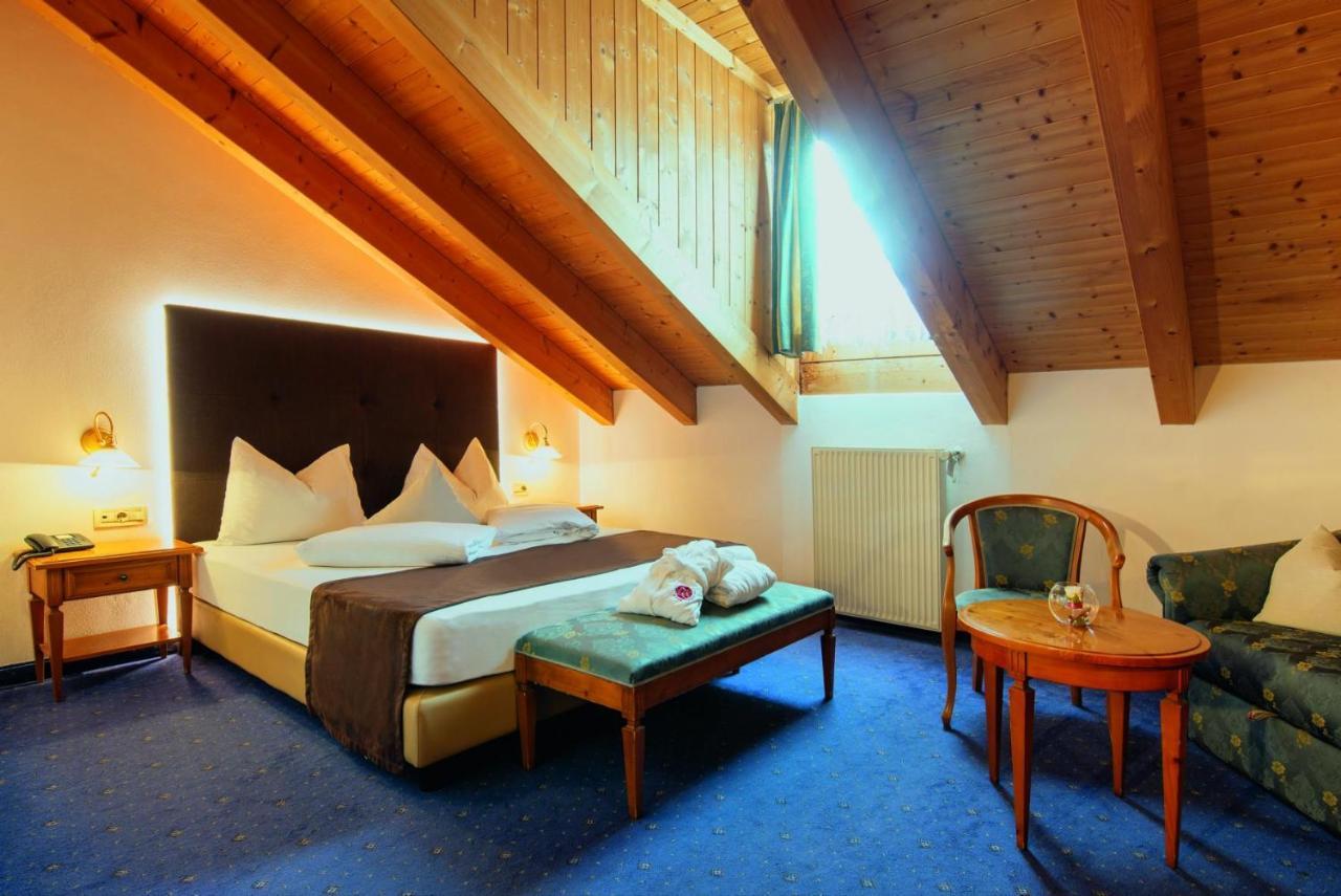 Hotel Engel Sluderno Luaran gambar