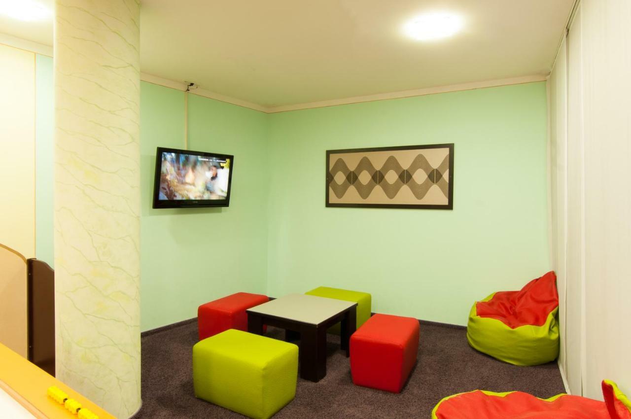 Hotel Engel Sluderno Luaran gambar