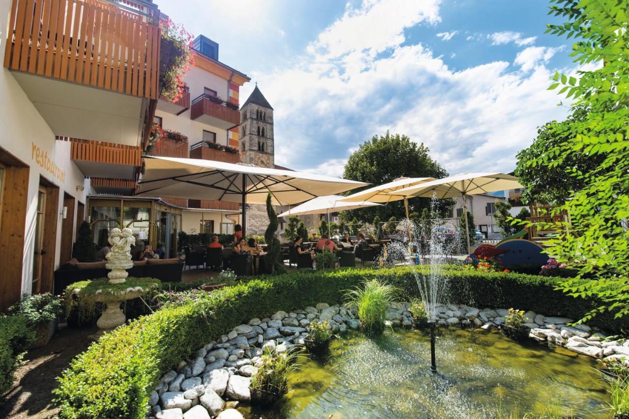 Hotel Engel Sluderno Luaran gambar